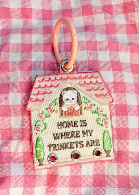 6 Figures House Embroidered Trinket Holder Keychain