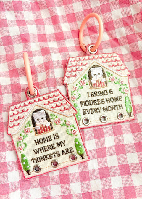 6 Figures House Embroidered Trinket Holder Keychain